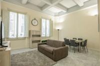 Cavour Rosa Apartment by Mamo Florence - B&B Florencia
