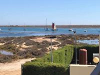 River House, T2 Tavira Santa Luzia - B&B Tavira