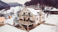 PENSIUNEA HAI IN MARAMURES - Ferienwohnung Bârsana