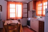 Maisonette -Split Level (4 adults)