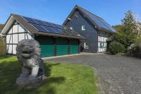 Jagdschloss Stift Ennenbach - Bed and Breakfast