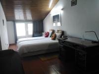 Twin Room with Bathroom