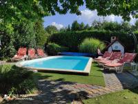 Borostyán Nyaralóház Balatonboglár - B&B Balatonboglár