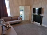 6 beds sleeps 6 only 2 miles from Newcastle centre - Chambres d’hôtes Low Team
