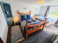 Two-Bedroom Apartment with Garden View