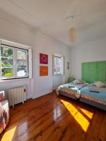 Maria Saudade - Bright & Spacious Apartment with Views in the Heart of Sintra - Chambres d'hôtes Sintra