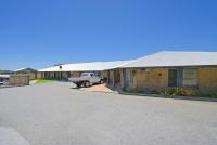 A1 Stylish light filled 2 bed apt Free WiFi - B&B