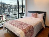 Departamento de Lujo La Carolina - Quicentro Shopping - B&B Quito