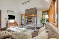 Hood Hideaway - B&B