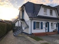 Wiesenstr_ FeWo Kirr - B&B Zingst