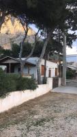CASA CON VERANDE SUL MARE a 2 MINUTI A PIEDI DALLA SPIAGGIA - B&B