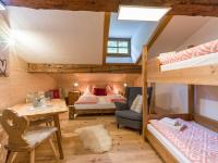 Chambre Quadruple Économique avec Salle de Bains Commune