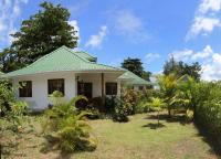 Le Surmer Self Catering Chalets - B&B La Digue