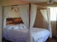 Zimmer mit Kingsize-Bett
