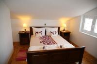 Apartamento de 2 dormitorios con balcón y vistas al mar