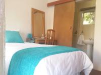 Chambre Lit Queen-Size Basique