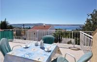 B&B Starigrad - 2 Bedroom Lovely Apartment In Starigrad Paklenica - Bed and Breakfast Starigrad