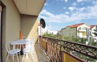 Nice Apartment In Kastel Luksic With 3 Bedrooms