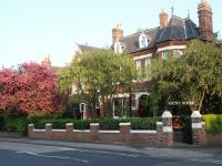 Ascot House - B&B