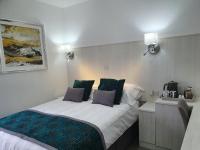 B&B Atherstone - The Wheatsheaf Inn - Bed and Breakfast Atherstone