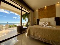 Golden Suite with Ocean Front View