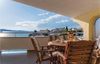 B&B Šibenik - Stunning Home In Sibenik With 3 Bedrooms And Wifi - Bed and Breakfast Šibenik