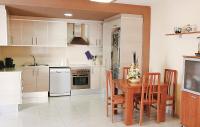 B&B Pineda de Mar - Beautiful Apartment In Pineda De Mar With Kitchenette - Bed and Breakfast Pineda de Mar