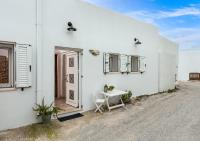 Lotza Traditional House Salakos - B&B