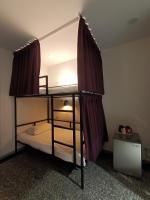 Quadruple Room with Private Bathroom
