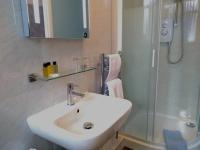 Camera Matrimoniale con Doccia 