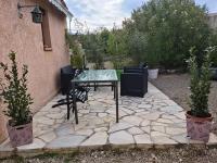 Studio climatisé dans villa calme à 15km de Cannes - B&B