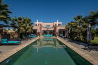 Les Iris - Peaceful villa with heated private pool & hammam - Bed and Breakfast