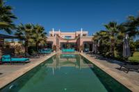 B&B Marrakesch - Les Iris - Peaceful villa with heated private pool & hammam - Bed and Breakfast Marrakesch