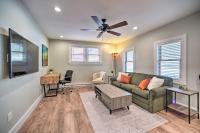 Mid-Century Modern Apt - Steps to Lake George - B&B