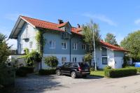 FERIENWOHNUNG LAURA LÄUFERs CHIEMSEE HOLIDAY HOME Gstadt - B&B