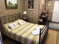 Deluxe Double Room with Shower