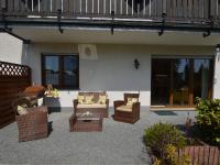 B&B Nohn - Cushy Apartment in Nohn with Terrace Garden BBQ - Bed and Breakfast Nohn