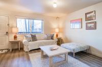 2401 Pitchfork - B&B