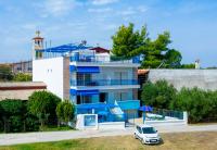 TORONI ALPHA STUDIOS - B&B Toróni