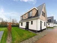 B&B Westermient - Pretty Holiday Home in De Koog Texel with Garden - Bed and Breakfast Westermient