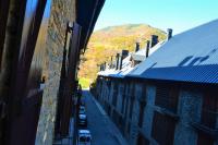 Apartament acollidor amb una gran llar de foc by RURAL D'ÀNEU - Chambres d’hôtes Esterri d'Àneu