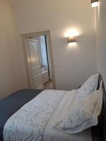 Family Room with Garden View