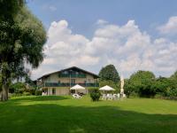 Hotel garni - Chiemsee-Pension-Seebruck - B&B Seebruck