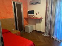 Single Room with Terrace