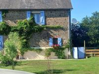 B&B Notre-Dame-du-Touchet - Captivating 2-Bed Cottage in Mortain-Bocage - Bed and Breakfast Notre-Dame-du-Touchet