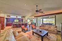 Tropical Paradise Resort Villa 1 Mile to Beach! - B&B
