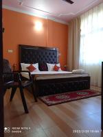 Bakshi Home Stay - Bed and Breakfast Chauntra