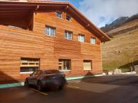 Mountain Oasis Apartment Kandersteg-Adelboden - Bed and Breakfast