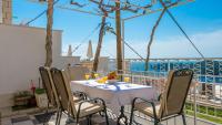Apartamento de 1 dormitorio con terraza