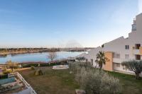AS16245 - P2 Belle vue lac avec parking privé - B&B